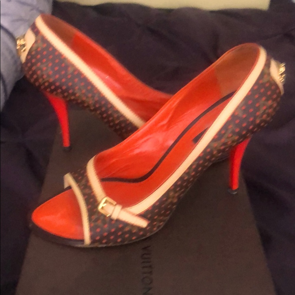 Vintage Louis Vuitton Peep Toe Pumps